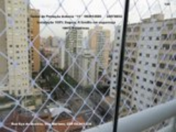 Redes de Proteção na Rua Eça de Queiroz, 983910505,  "evite situação de risco"